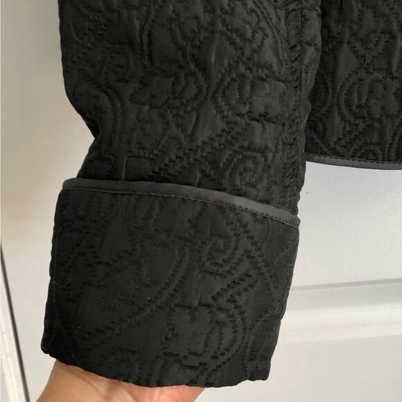 THE LIMITED WOMEN'S JACKET/ BLAZER SIZE SMALL BLACK FLORAL EMBOSSED QUILTED - Picture 9 of 9
